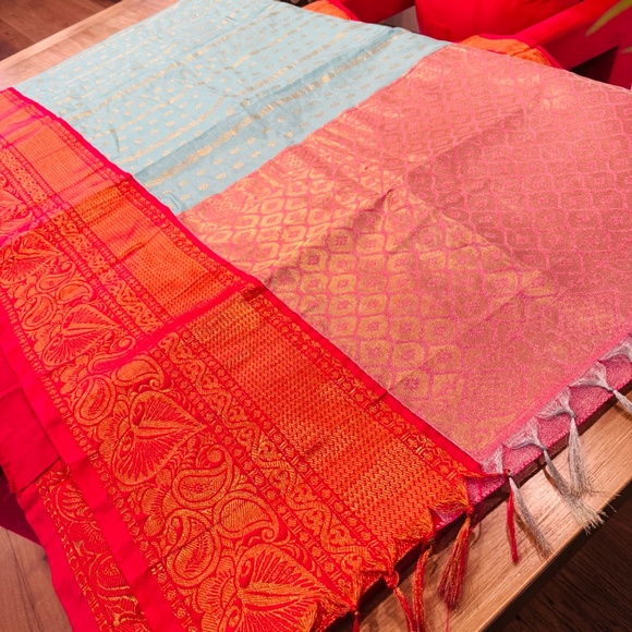 Kanchipuram Uppada saree sari in blue and pink  combination - Picture 2 of 6